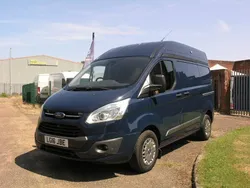 Blue Used 2016 Ford Transit Custom Trend Van | £5,995 (Super price)