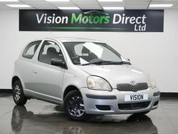 Silver Used 2004 Toyota Yaris T2 Hatchback | £1,480 (Good price)