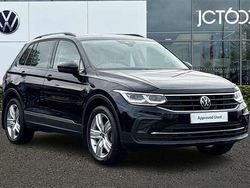 Black Used 2022 VW Tiguan Life SUV | £18,289 (Fair price)