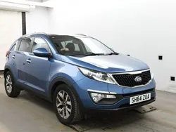 Blue Used 2014 Kia Sportage 2 SUV | £7,490 (Fair price)