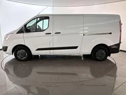 White Used 2018 Ford Transit Custom Trend | £10,990 (Super price)
