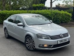 Silver Used 2011 VW Passat Sport Sedan | £2,795 (Fair price)