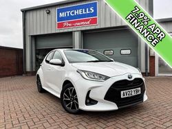White Used 2022 Toyota Yaris Hybrid Design Hatchback | £14,995 (Good price)