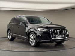 Mythos black metallic/mythos black metallic Used 2022 Audi Q7 S-Line SUV | £40,950 (Fair price)