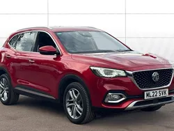 Red Used 2022 MG HS Excite SUV | £15,094 (Fair price)