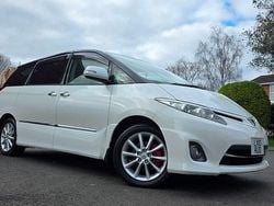 White Used 2010 Toyota Estima MPV | £6,999 (Fair price)