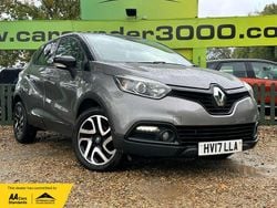 Grey/black Used 2017 Renault Captur Dynamique SUV | £7,350 (Fair price)