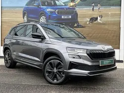 Graphite grey metallic Used 2022 Skoda Karoq SportLine SUV | £22,990 (Fair price)