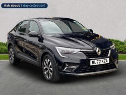 Black Used 2022 Renault Arkana Iconic SUV | £17,199 (Fair price)