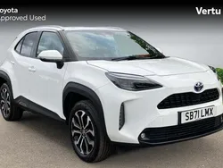 Used 2025 Toyota Yaris Hybrid Design Estate | £17,216 (Super price)