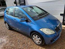 Blue Used 2009 Mercedes A150 Classic Hatchback | £2,495 (Fair price)
