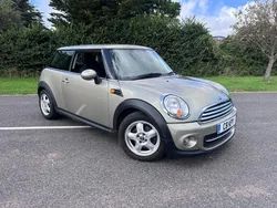 Silver Used 2010 Mini Cooper Hatch Hatchback | £4,495 (Super price)