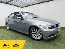 Blue Used 2005 BMW 320 Basis Sedan | £2,295 (Fair price)