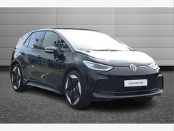 Black Used 2025 VW ID.3 Pro Hatchback | £27,295 (Expensive)
