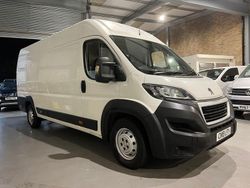 White Used 2019 Peugeot Boxer Van | £7,350 (Super price)