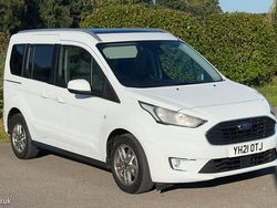White Used 2021 Ford Tourneo Connect Titanium MPV | £15,995 (Fair price)