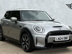 Silver Used 2024 Mini Cooper S Exclusive Hatchback | £23,806 (Fair price)