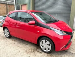 Red Used 2015 Toyota Aygo X-play Hatchback | £5,955 (Fair price)