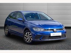 Reef blue Used 2023 VW Polo Life Hatchback | £18,195 (Fair price)