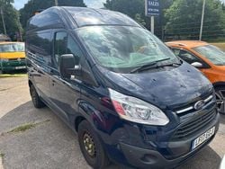 Blue Used 2016 Ford Transit Custom Trend | £7,995 (Fair price)