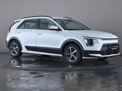White Used 2023 Kia Niro 2 SUV | £18,650 (Fair price)