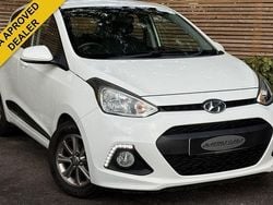 White Used 2015 Hyundai i10 Premium Hatchback | £9,485 (Fair price)