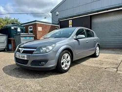 Grey Used 2006 Vauxhall Astra Hatchback | £1,495 (Fair price)