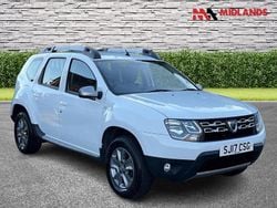 White Used 2017 Dacia Duster Lauréate SUV | £6,300 (Super price)