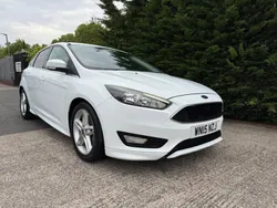 White Used 2015 Ford Focus Zetec Hatchback | £5,650 (Fair price)