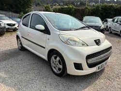 White Used 2011 Peugeot 107 Sportium Hatchback | £1,995 (Fair price)