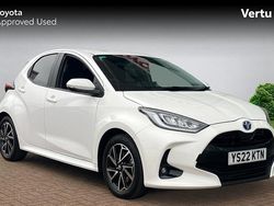 White Used 2022 Toyota Yaris Hybrid Design Hatchback | £15,782 (Fair price)