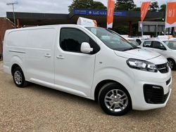White Used 2021 Vauxhall Vivaro Sportive Van | £12,890 (Good price)