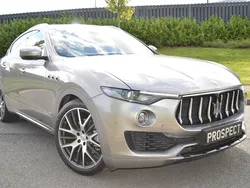 Grigio scuro grey metallic Used 2018 Maserati Levante SUV | £22,900 (Fair price)