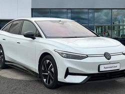 Glacier white metallic Used 2024 VW ID.7 Pro Hatchback | £31,499 (Super price)