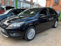 Black Used 2009 Ford Focus Titanium Hatchback | £1,495 (Super price)