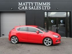 Red Used 2015 Vauxhall Astra Edition Hatchback | £6,499 (Fair price)