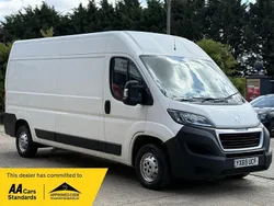 White Used 2019 Peugeot Boxer S Van | £8,990 (Fair price)