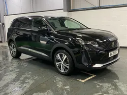 Black Used 2022 Peugeot 5008 Allure MPV | £19,998 (Fair price)