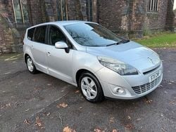 Silver Used 2011 Renault Grand Scénic III Dynamique MPV | £1,750 (Fair price)