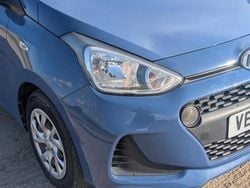 Blue Used 2018 Hyundai i10 SE Hatchback | £5,995 (Good price)