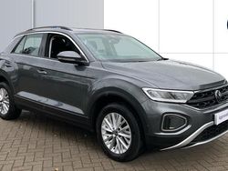 Used 2025 VW T-Roc Life SUV | £17,710 (Good price)