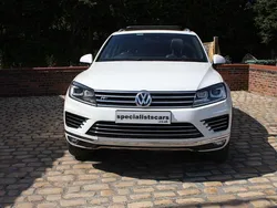 White Used 2016 VW Touareg R-line SUV | £15,999 (Good price)