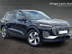 Black Used 2025 Audi Q6 e-tron S-Line SUV | £53,999 (Super price)