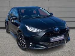 Black Used 2022 Toyota Yaris Hybrid Design Hatchback | £16,295 (Fair price)