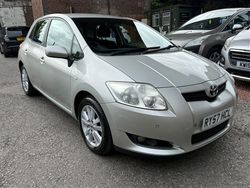 Silver Used 2008 Toyota Auris Hatchback | £3,495 (Fair price)