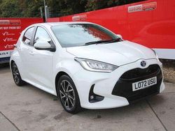 White Used 2022 Toyota Yaris Hybrid Design Hatchback | £15,795 (Good price)