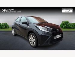 Black Used 2023 Toyota Aygo X PURE SUV | £12,006