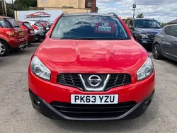 Red Used 2013 Nissan Qashqai 360º SUV | £2,295 (Good price)