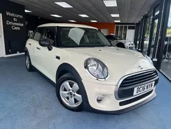White Used 2016 Mini One D Hatch Hatchback | £7,725 (Fair price)