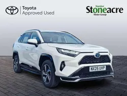 White Used 2025 Toyota RAV4 Hybrid Design SUV | £35,950 (Good price)